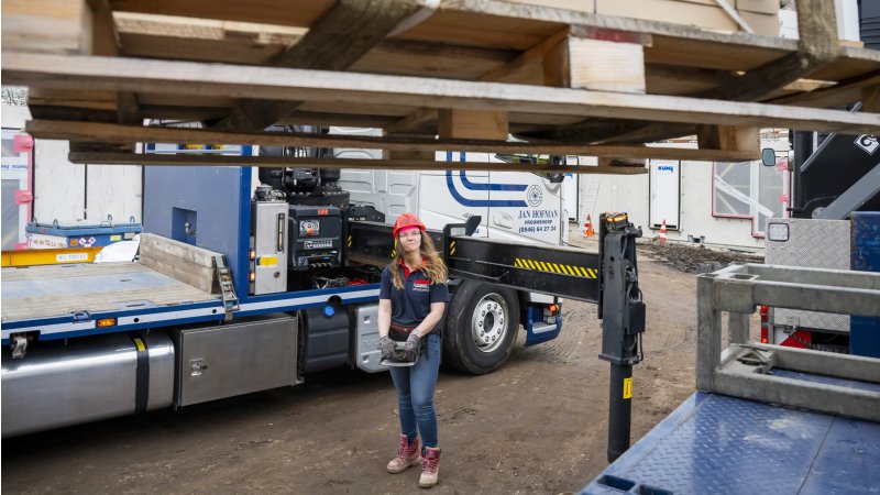 Bouw gerelateerd transport door Jan Hofman Transport