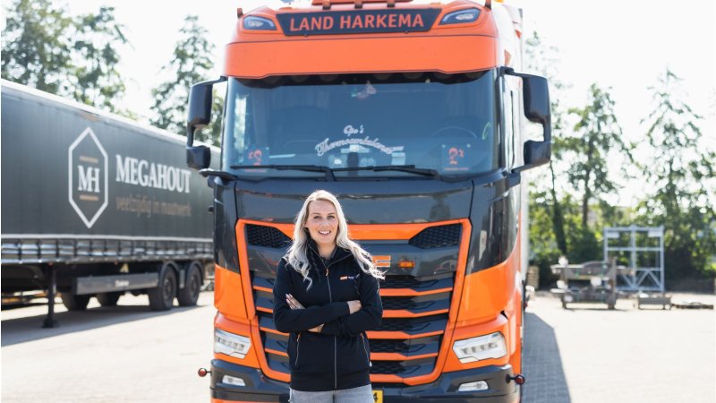 Huiftransport door Land Transport
