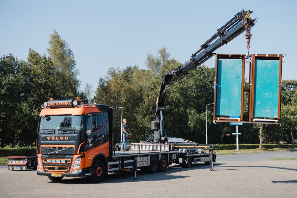 Kraantransport door Land Transport