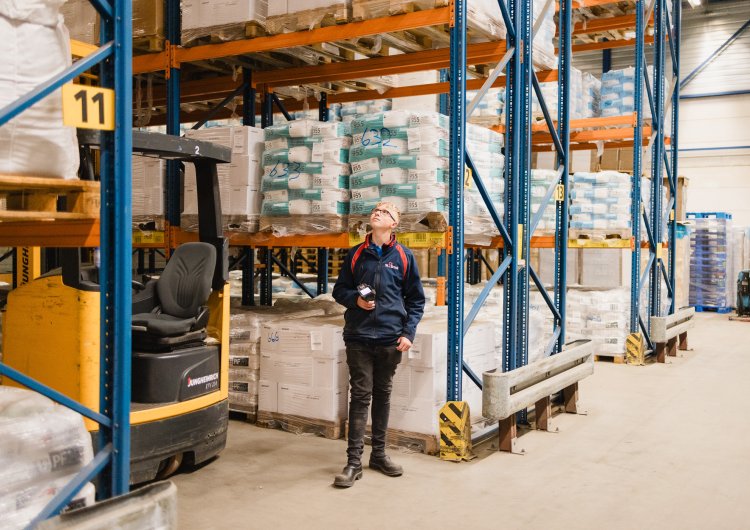 Warehouse St vd Brink