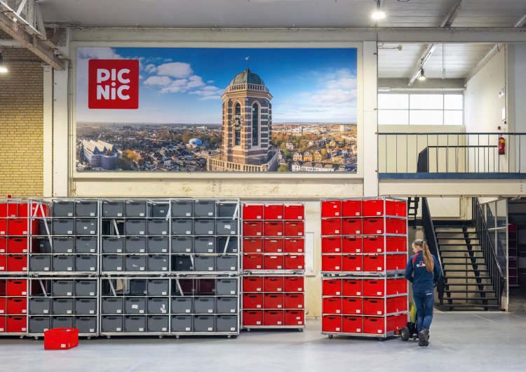 Chauffeur CE Picnic St vd Brink