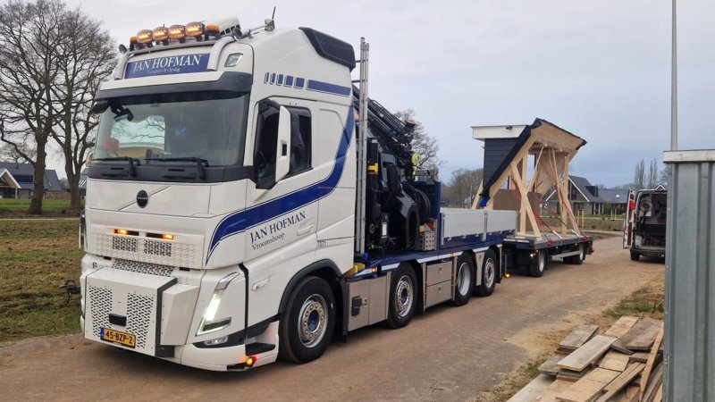 Bouw gerelateerd transport door Jan Hofman Transport