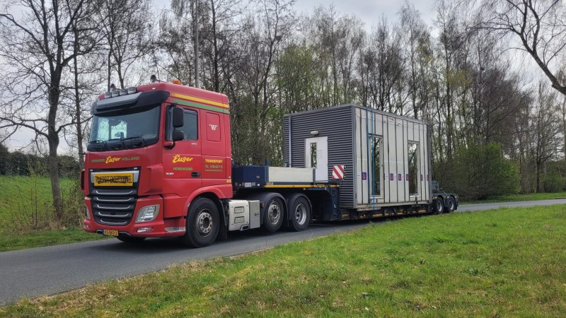 Diepladers / zwaartransport door Euser Speciaal Transport